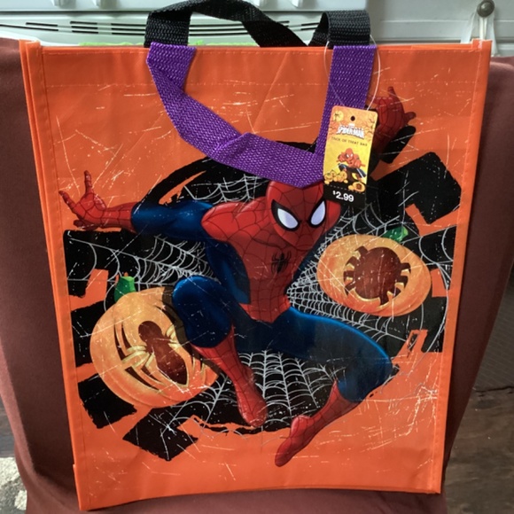 Halloween Trick or Treat Bags Bundle 5 Bags New with tag 13” x 15.5” x 4” - Picture 6 of 12